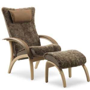 Brunstad Delta Legend Fåreskind Inkl. Skammel - Nero (sort) / Bøg Ubehandlet / Scandinavian Brown